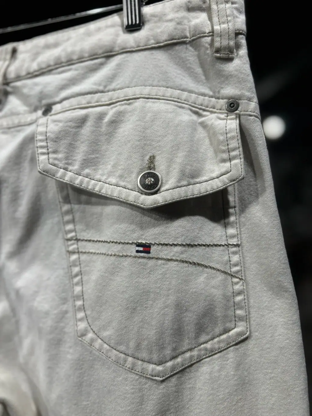 Pantalón Tommy Hilfiger, foto 2 de 8