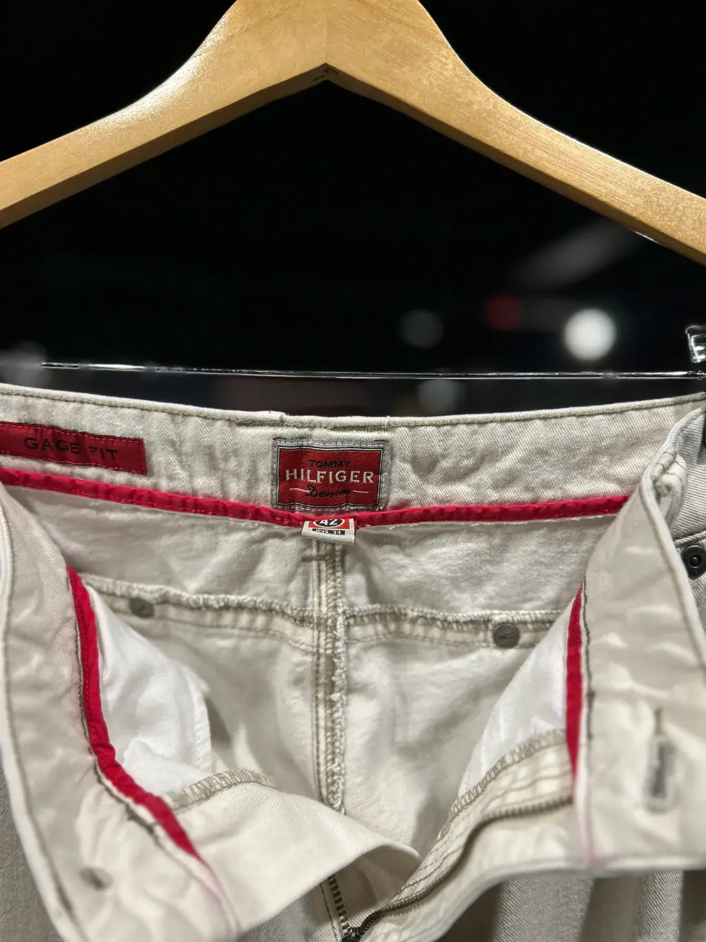 Pantalón Tommy Hilfiger, foto 6 de 8