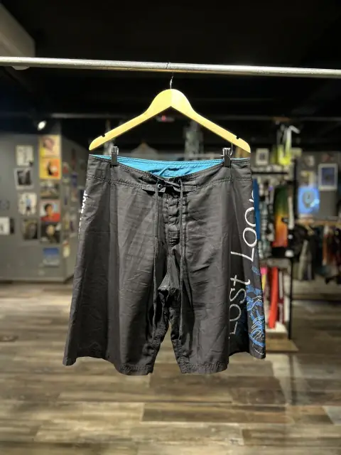 Boardshort Lost, talle L