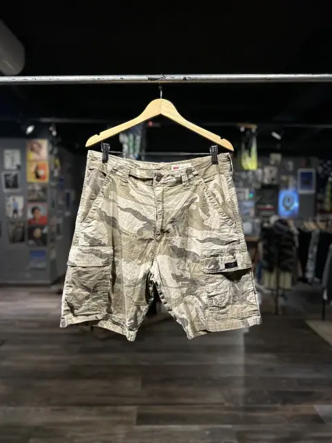 Bermuda Wrangler, talle L