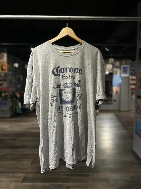Remera Corona, talle XXL