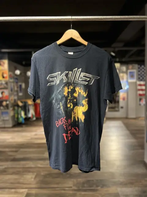 Remera Skillet, talle L